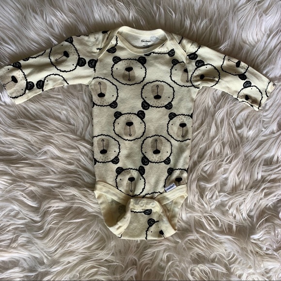 Gerber 5 Piece onesies - Picture 2 of 7